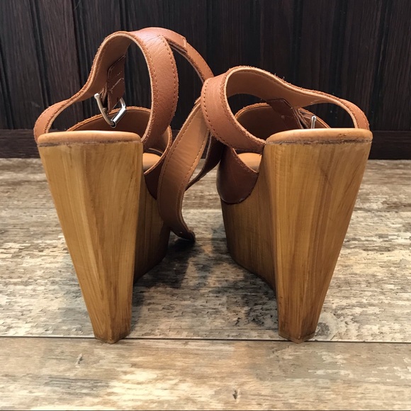 STEVE MADDEN PLATFORM WEDGES! - Picture 3 of 6